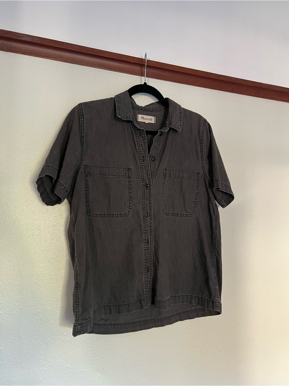 Chambray Short-Sleeve Button Front Shirt - Charcoal